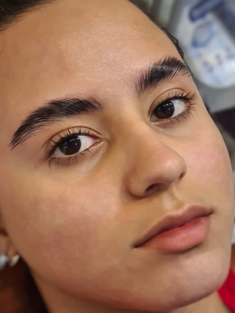 Design de Sobrancelhas